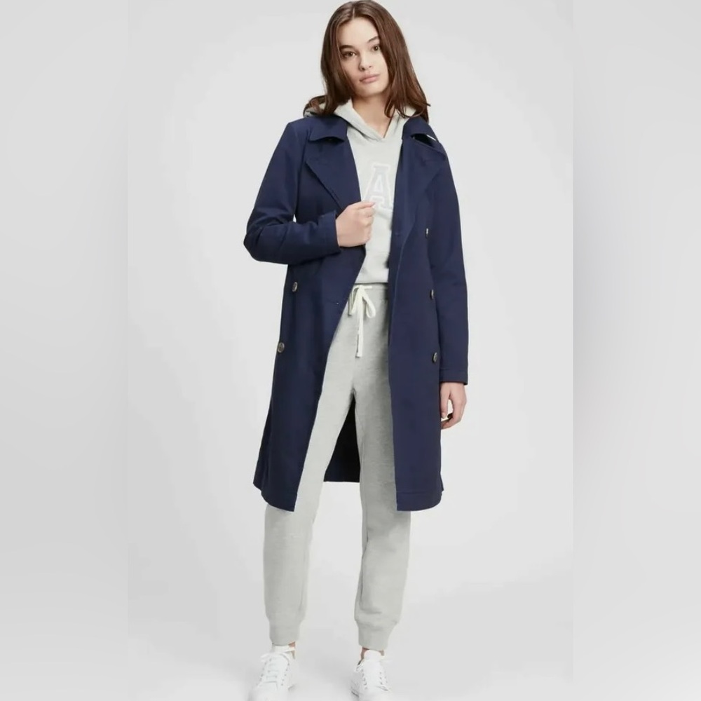 Gap Modern Trench Car Coat in Navy. Size L. Worn once.